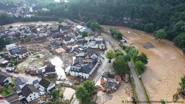 Banjir Jerman : Bencana Alam Terburuk dalam Memori Hidup Jerman, Ratusan Orang Tewas!