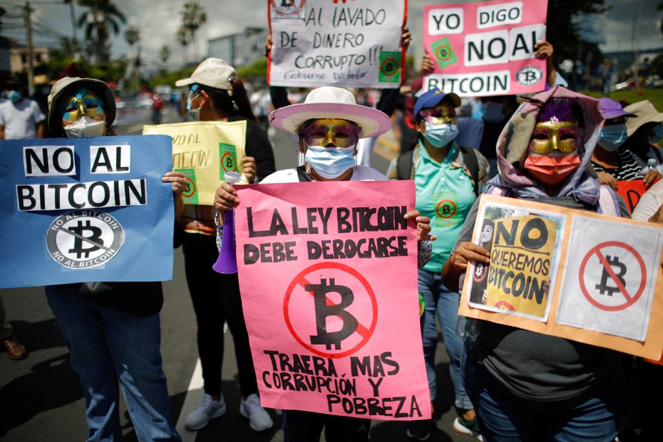 Tetapkan Bitcoin Sebagai Mata Uang, Demonstrasi Pecah di Jalanan El Salvador