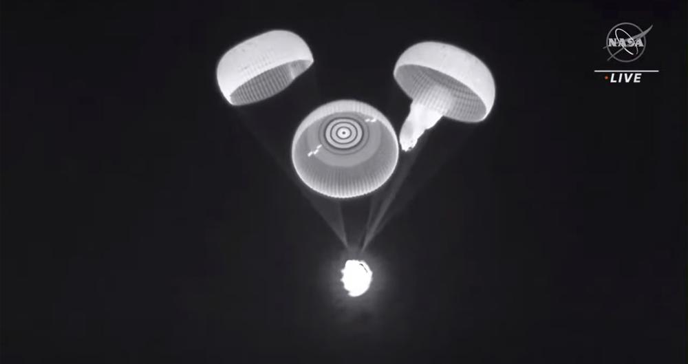 Lamban! NASA dan SpaceX Selidiki Parasut Kapsul Dragon
