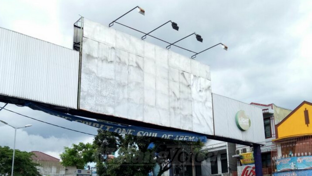 Izinkan Papan Reklame Terpasang di Tuanku Tambusai, DPRD: Pemko Pekanbaru Labil