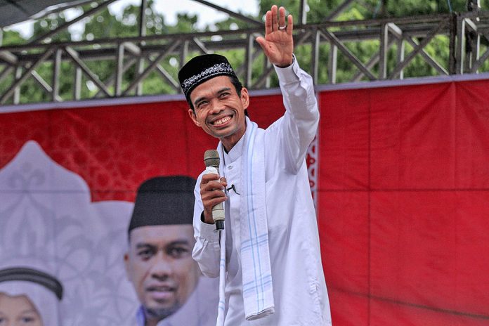 Ulama Indonesia Ustadz Abdul Somad Ditolak Masuk Singapura Karena Dipandang ‘Ekstremis’
