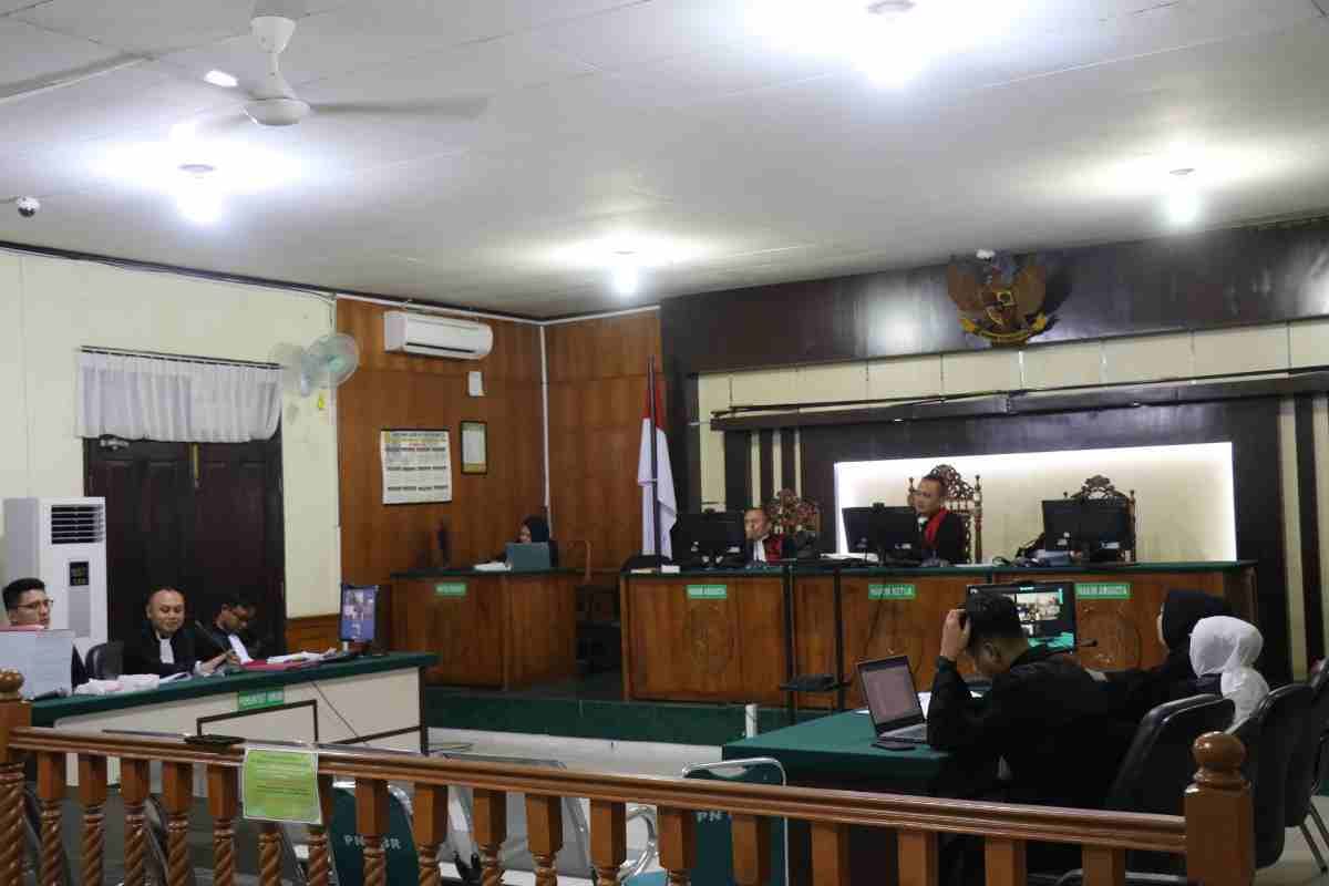 Mantan Bupati Kuansing Dikecam Hakim karena Mengakui Kesalahan dalam Kasus Korupsi Hotel Kuansing