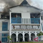 Gedung Lipat Kajang Menyala