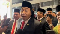 Komeng Dilantik Jadi Senator, Langsung Bikin Heboh: ‘Uhuy, Emang Gue Mobil Mogok?’”