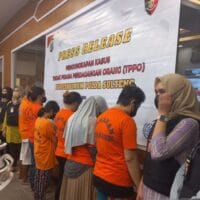 Modus Adopsi Bayi: Polisi Bongkar Kasus Perdagangan Bayi Melalui Media Sosial