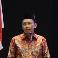TGB Zainul Majdi; Ulama Terkenal yang Mengundurkan Diri dari Perindo. Ada Apa?