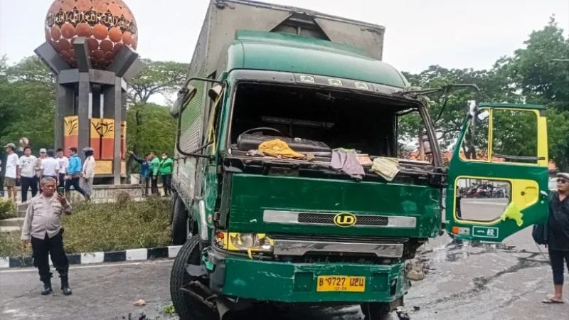 Tragedi Truk Kontainer Meresahkan di Tangerang