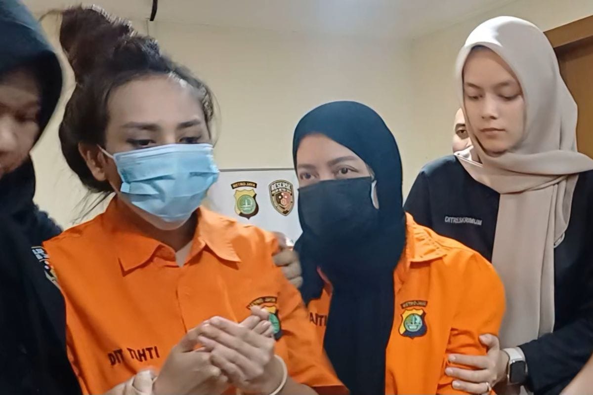 Omzet Ratusan Juta! Pemilik Klinik Kecantikan Ria Agustina Ditangkap atas Praktik Ilegal