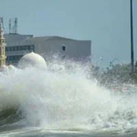 Waspada Gelombang Tinggi di Perairan Sumbar