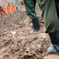 Banjir dan Longsor Melanda Sukabumi, 4 Titik Akses Jalan Terputus.