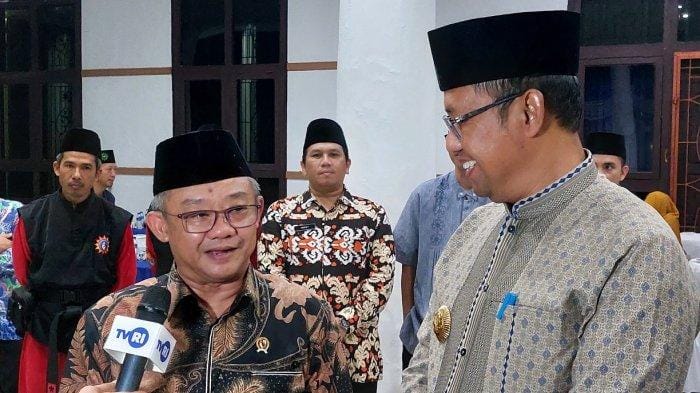 Pemerintah Akan Kurangi Beban Kerja Guru