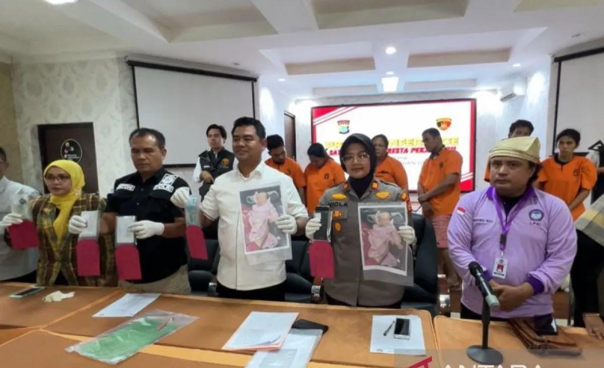 Polisi Ringkus Enam Tersangka Sindikat Penjualan Bayi, Belasan Korban Diduga Terlibat