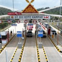 Trafik Tol Pekanbaru-XIII Koto Kampar Turun, Pemudik Pilih Jalur Alternatif