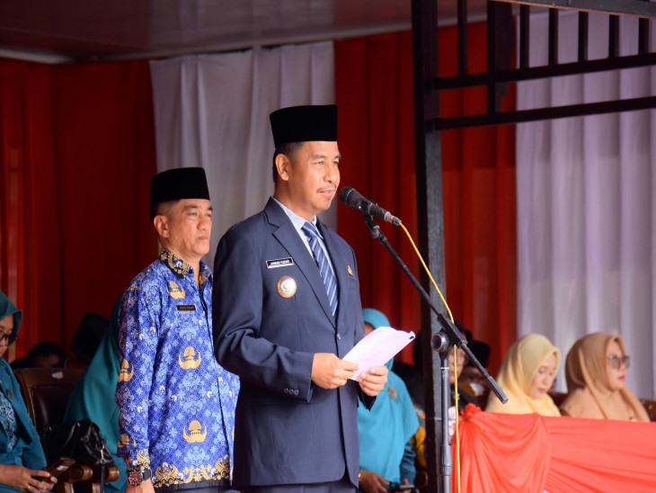 Kampar Satukan Semangat Pendidikan dan Lingkungan di Hardiknas 2025