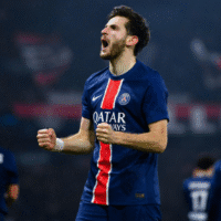Kvaratskhelia Bawa PSG Pesta Gol di Parc des Princes