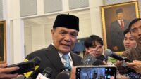 Prabowo Tunjuk Djamari Chaniago Sebagai Menko Polkam, Tegaskan Loyalitas dan Dedikasi di Ujung Usia