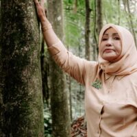 Rosita Tanam Ribuan Pohon, Bogor Makin Hijau !