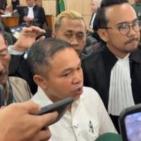 Abdul Wahid Ungkap Ambisi SF Hariyanto Jadi Gubernur Riau Saat Sidang
