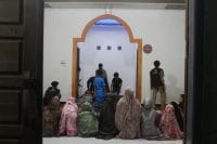Sepuluh Tahun Mengabdi, Surau Kembali Ramai