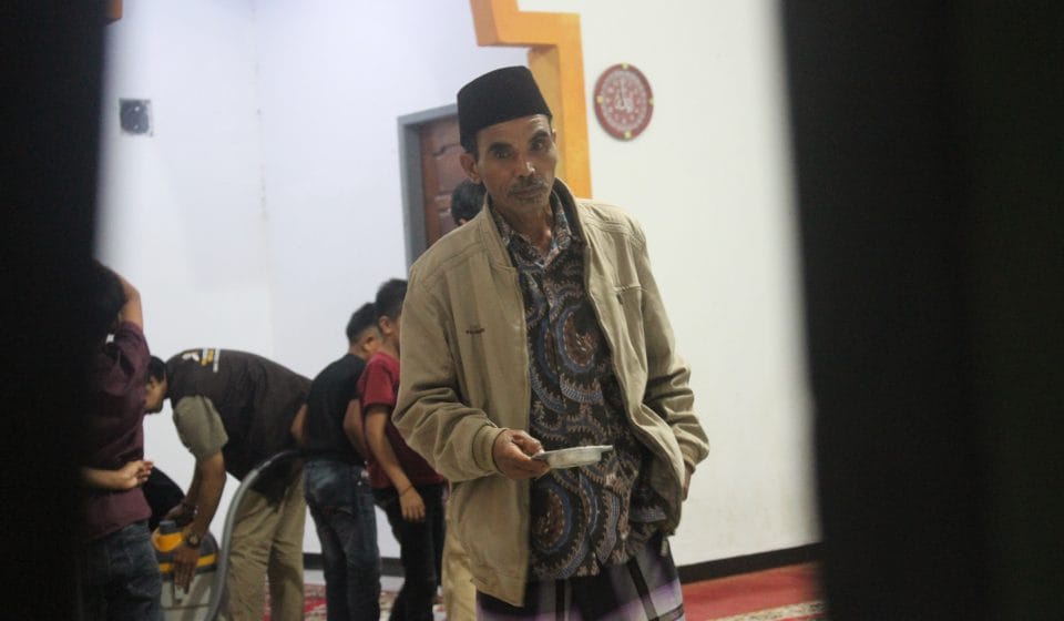Sepuluh Tahun Mengabdi, Surau Kembali Ramai https://kampartrapost.com/ibadah/sepuluh-tahun-mengabdi-surau-kembali-ramai/