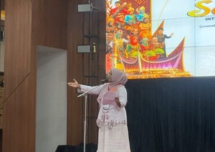 Jurnalis Muda Kampartrapost Yuwanda Efrianti Ukir Prestasi Internasional, Raih Gold Medal Poetry di SeIBa Festival 2026